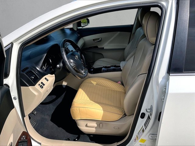 Used 2012 Toyota Venza Limited AWD/4WD image 24