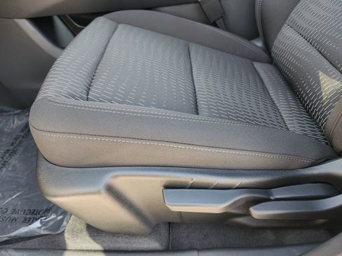 New 2026 Chevrolet Equinox LT image 25