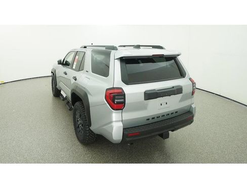 New 2026 Toyota 4Runner SR5 image 6