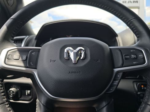 Used 2024 RAM 2500 Big Horn AWD/4WD image 27