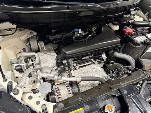 Used 2015 Nissan Rogue SL image 40