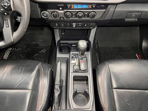 Used 2023 Toyota Tacoma TRD Off-Road w/ TRD Premium Off Road Package image 16