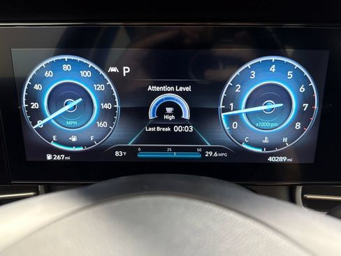 Used 2023 Hyundai Elantra SEL w/ Convenience Package FWD image 17