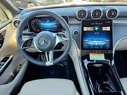 New 2026 Mercedes-Benz GLC 300 4MATIC image 30