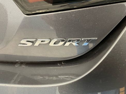 Used 2018 Honda Accord Sport image 23