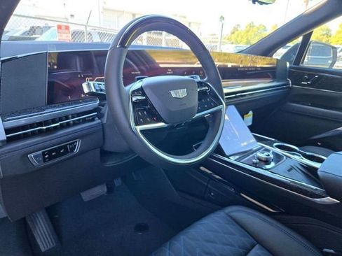 New 2026 Cadillac Escalade IQL Sport 1 w/ LPO, ONYX Package AWD/4WD image 10