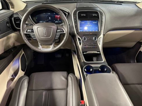 Used 2020 Lincoln Nautilus Reserve w/ Equipment Group 201A AWD/4WD image 8