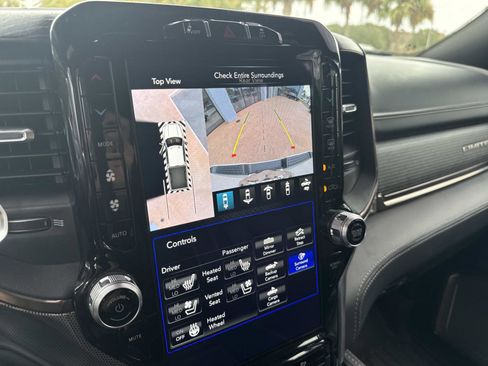 Used 2021 RAM 2500 Limited image 22