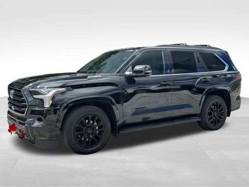 Used 2024 Toyota Sequoia SR5 image 3