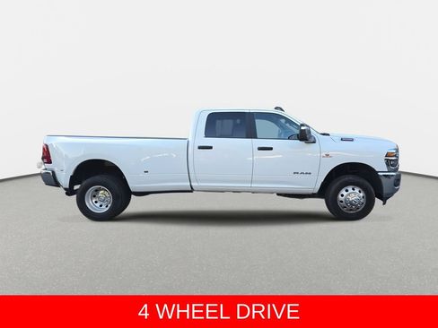 Used 2025 RAM 3500 Big Horn AWD/4WD image 4
