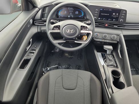 New 2026 Hyundai Elantra SE image 23