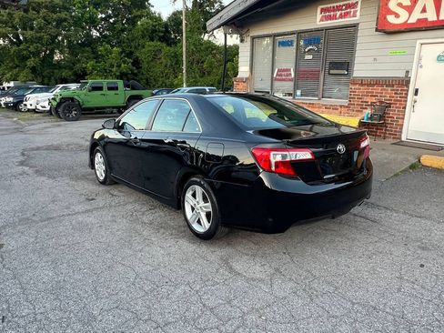 Used 2013 Toyota Camry SE FWD image 3