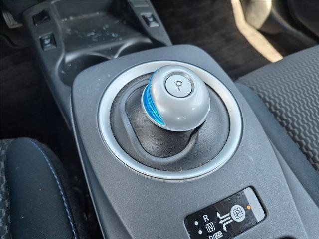 Used 2013 Nissan Leaf S w/ Charger Pkg FWD image 10