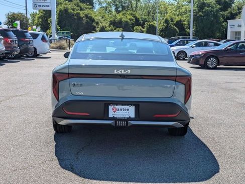 Used 2025 Kia K4 EX FWD image 3