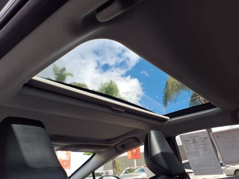 Certified 2024 Toyota Prius XLE image 24