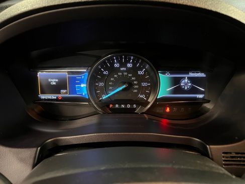 Used 2017 Ford Explorer Limited FWD image 18
