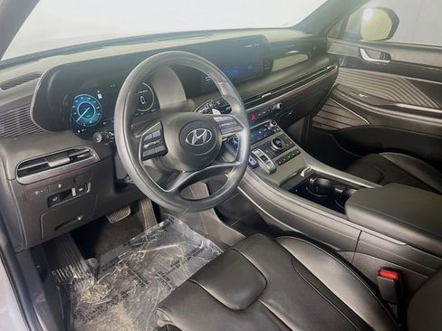 Used 2024 Hyundai Palisade Calligraphy FWD image 11