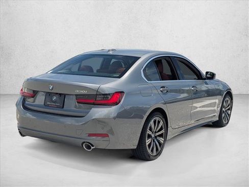 New 2026 BMW 330i Sedan RWD image 2