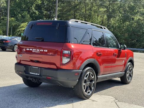 Certified 2022 Ford Bronco Sport Outer Banks w/ Tech Package AWD/4WD image 23