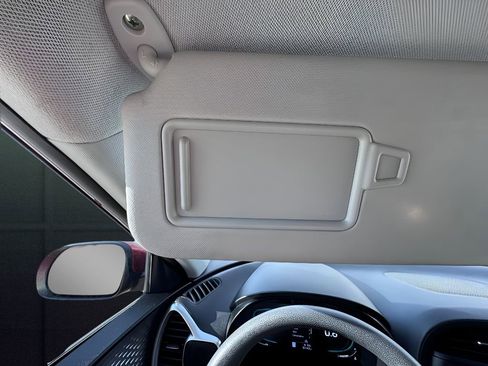 Used 2023 Kia Soul LX w/ LX Technology Package image 19