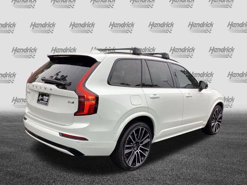 Used 2026 Volvo XC90 B6 Ultra w/ Lounge Package image 9