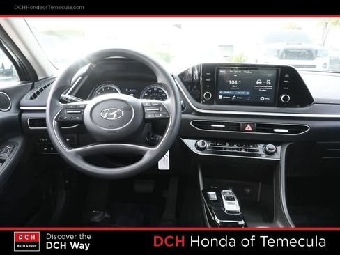 Used 2022 Hyundai Sonata SE w/ Preferred Accessory Package image 8