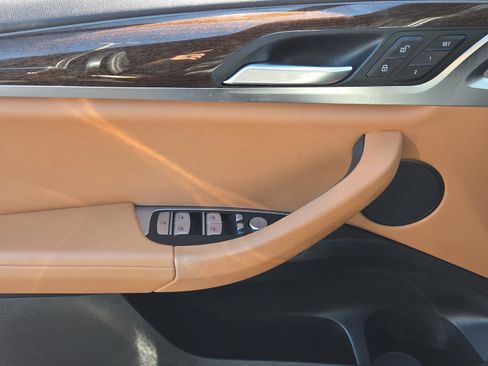 Used 2022 BMW X4 xDrive30i w/ Parking Assistance Package image 42