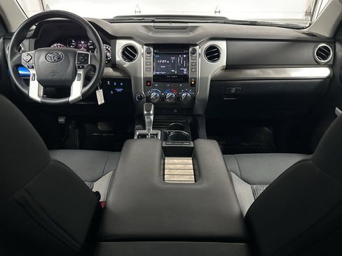 Used 2018 Toyota Tundra SR5 image 23