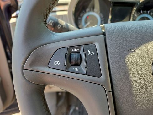 Used 2013 Buick LaCrosse Leather FWD image 22