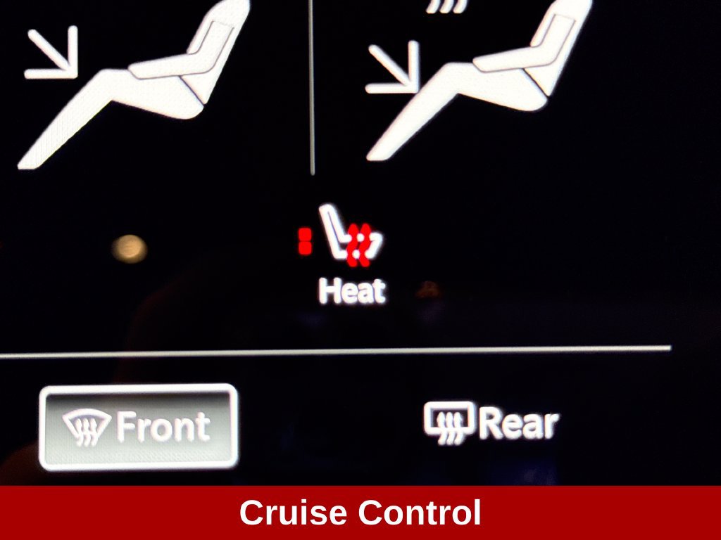 Used 2023 Chrysler Pacifica Touring-L FWD image 18