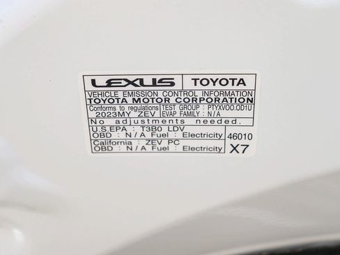 Certified 2023 Lexus RZ 450e Premium w/ Technology Package AWD/4WD image 29