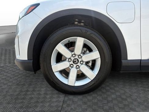 Used 2024 Honda Prologue EX image 14
