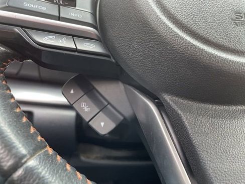 Used 2019 Subaru Crosstrek 2.0i Limited w/ Moonroof Package w/Navigation image 15