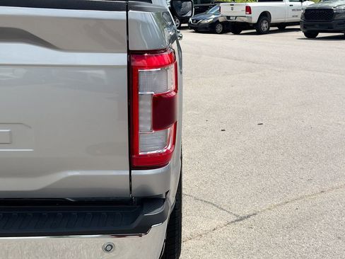 Used 2022 Ford F150 Lariat w/ Equipment Group 502A High AWD/4WD image 11