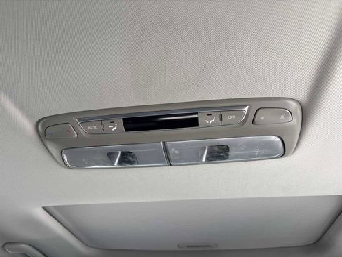 Used 2022 Kia Telluride EX image 17