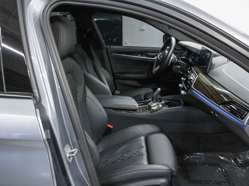 Certified 2023 BMW 530e w/ M Sport Package image 19