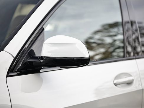 New 2026 BMW X7 xDrive40i w/ M Sport Package image 11