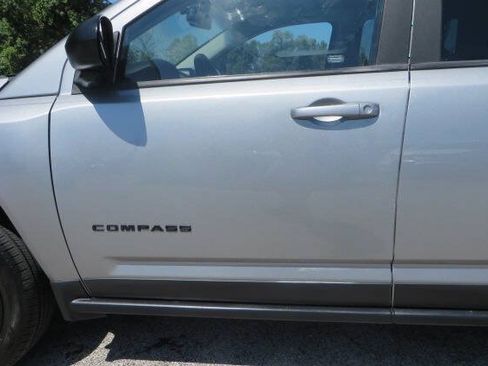 Used 2015 Jeep Compass Sport w/ Power Value Group FWD image 43