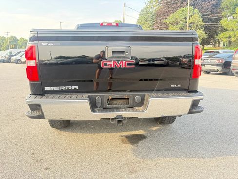 Used 2017 GMC Sierra 1500 SLE w/ SLE Value Package AWD/4WD image 13