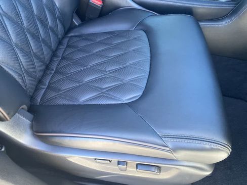 Used 2024 Nissan Armada Platinum w/ Captain's Chairs Package image 26