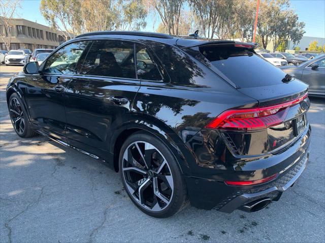 Used 2024 Audi RS Q8 AWD/4WD image 4