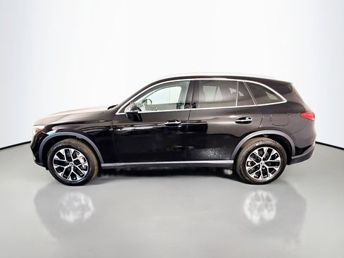 Used 2025 Mercedes-Benz GLC 350e 4MATIC image 6