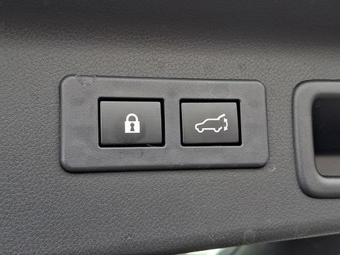 Certified 2025 Subaru Forester Premium AWD/4WD image 24