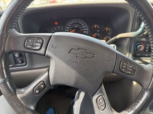 Used 2005 Chevrolet Tahoe Z71 w/ Preferred Equipment Group image 14