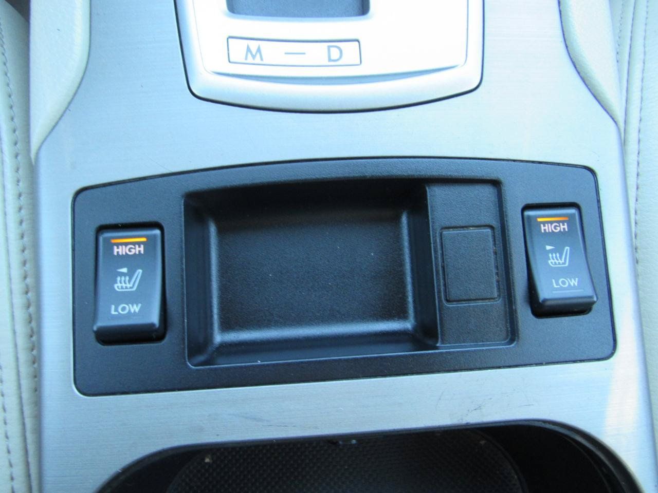Used 2010 Subaru Legacy 2.5i Limited AWD/4WD image 18