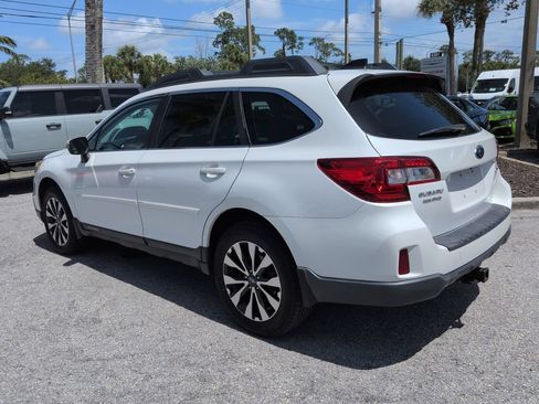 Used 2016 Subaru Outback 2.5i Limited AWD/4WD image 7