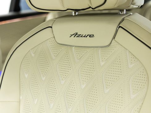 Used 2026 Bentley Flying Spur Plug-In Hybrid image 44