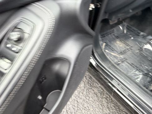 Used 2022 Subaru Forester Premium AWD/4WD image 9