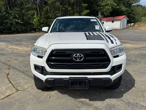 Used 2017 Toyota Tacoma SR w/ Tow Package AWD/4WD image 6