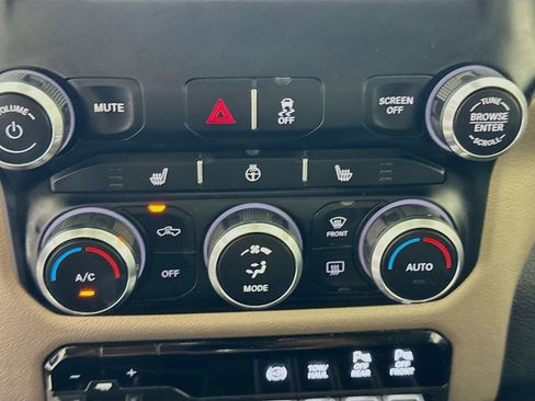 Used 2021 RAM 2500 Laramie image 19